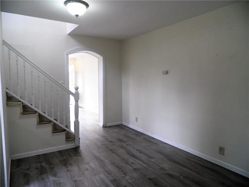 Building Photo - 210 2nd St