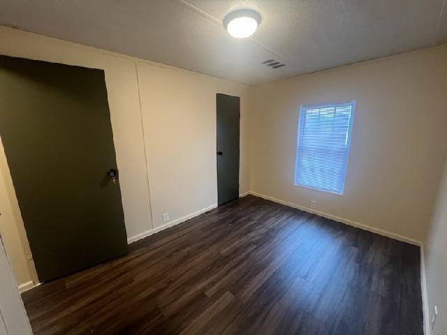 Foto del edificio - 526 9th St SW