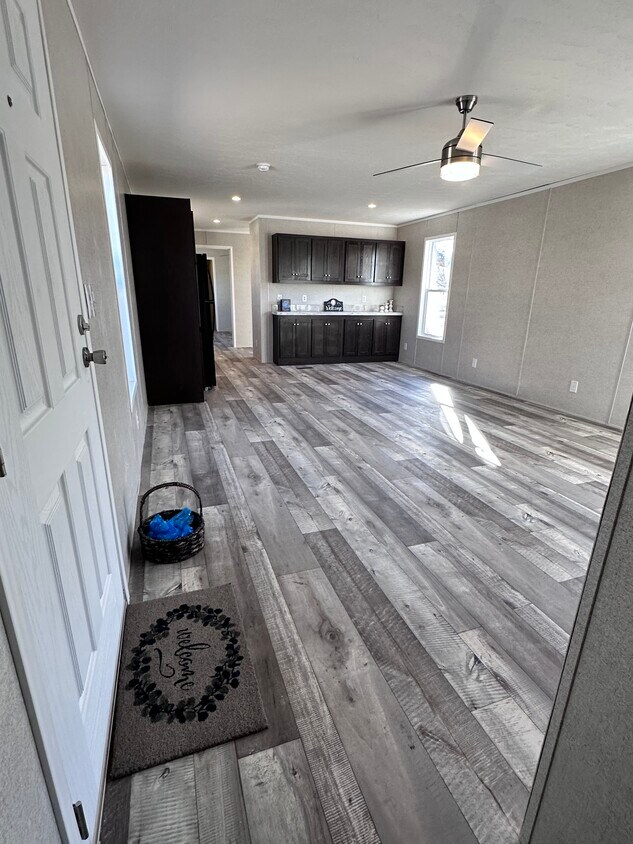 210212 12th St, Clay Center, KS 67432 House Rental in Clay Center