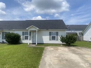 Building Photo - 3904 Palmer Dr