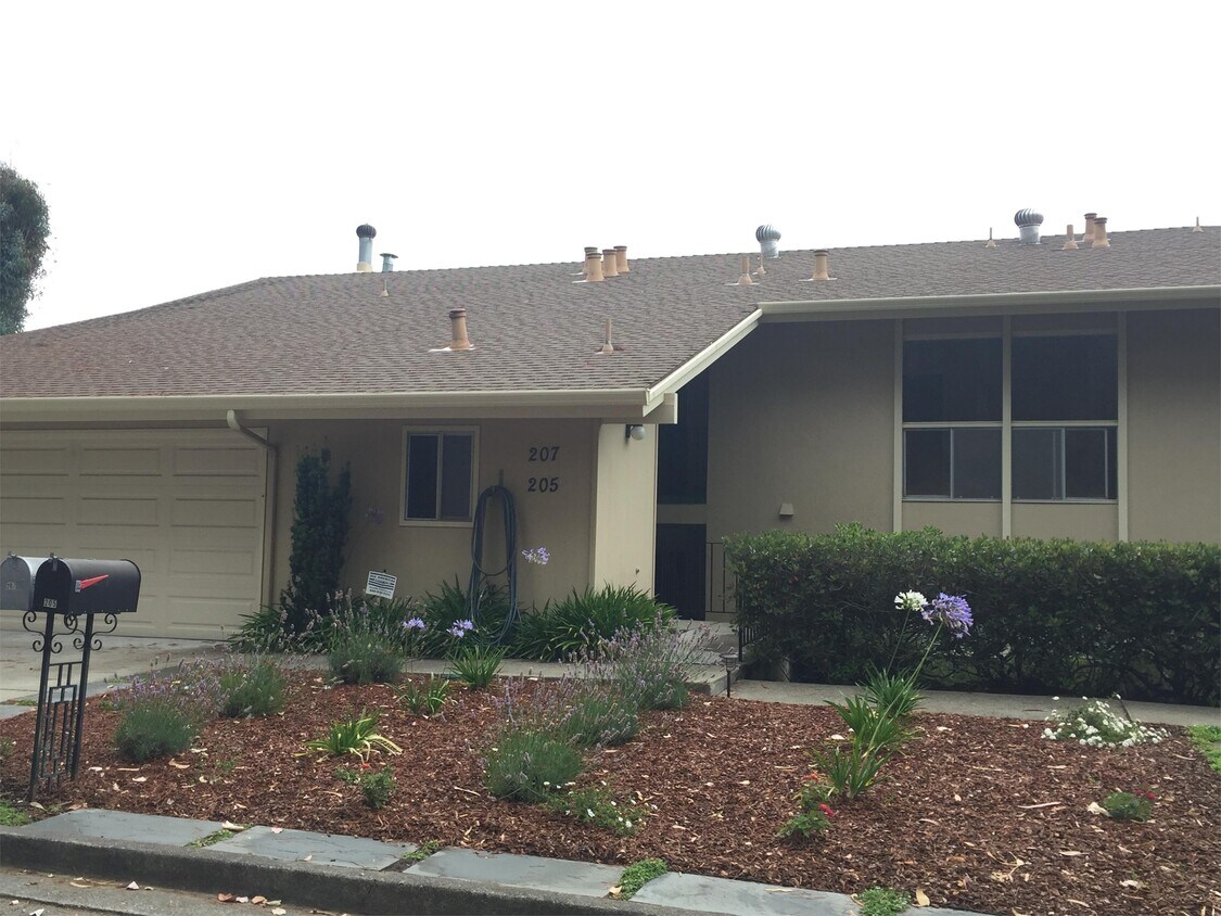 207 Vallejo Ct, Millbrae, CA 94030 Townhome Rentals in Millbrae CA
