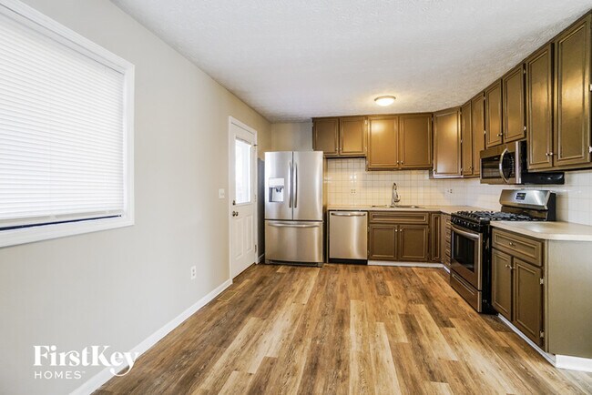 Building Photo - 5292 Grandon Dr