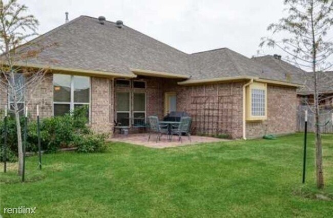 Building Photo - 3 br, 2 bath House - 8400 Alison Ave