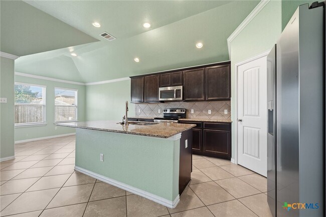 Building Photo - 3410 Cottonpatch Dr