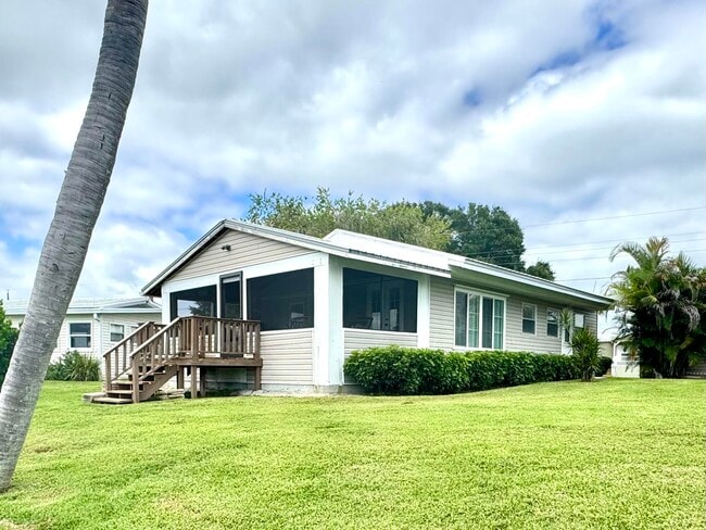 Foto del edificio - 2304 SE 34th Ln