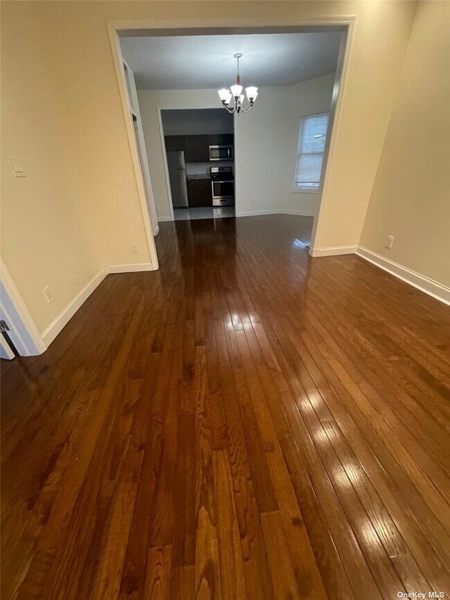 Foto del edificio - 122-17 109th St