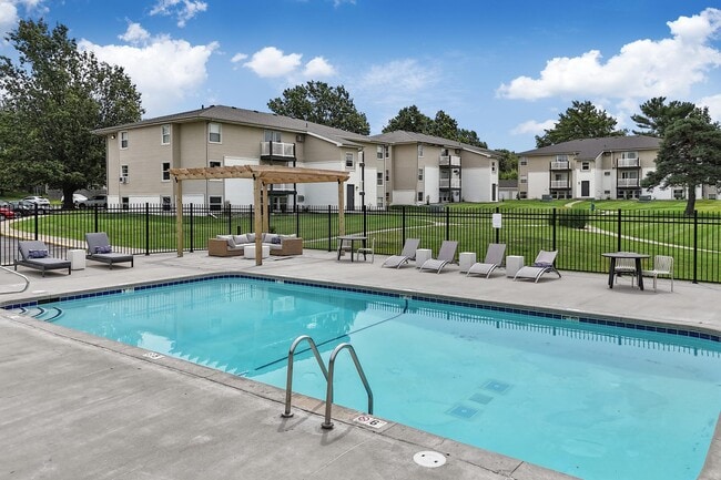 Building Photo - Bexley Urbandale