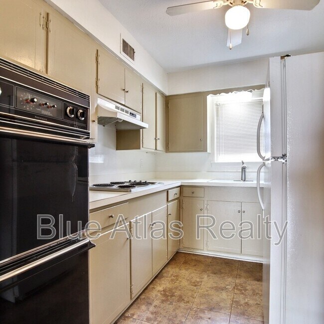 Foto del edificio - 3903 Hawthorne Ave