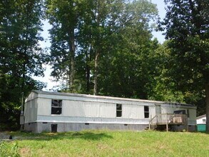 Building Photo - 320 Co Rd 135