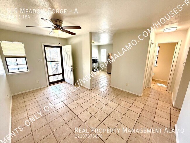 Foto del edificio - 509 Meadow Forge
