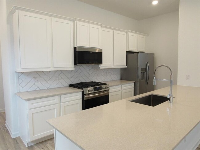 Building Photo - 515 Bristol Tide Ct