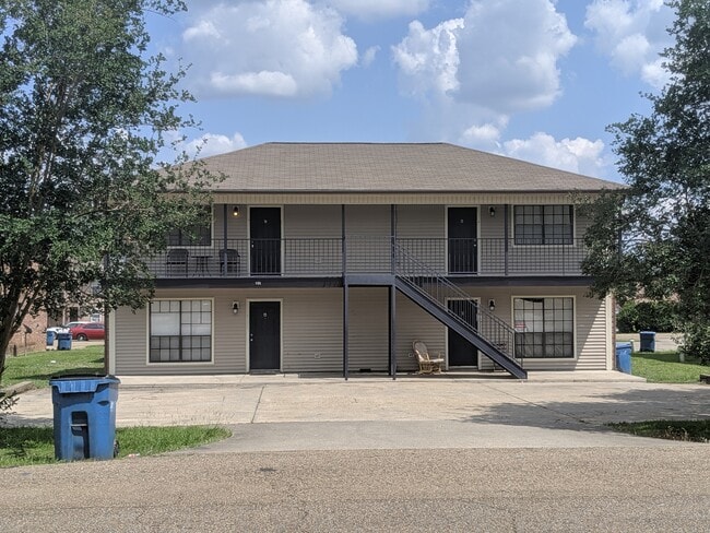 Building Photo - 105 VIEUX ORLEANS CIR