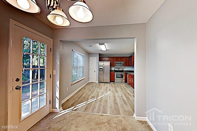 Building Photo - 293 Lossie Ln