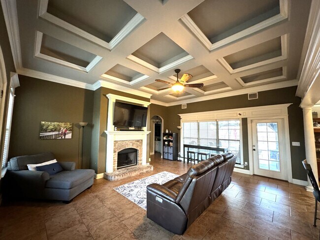 Building Photo - Gated Community Close to Barksdale Air For...