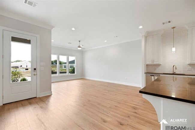 Photo - Must see in Silverside Cove! $500 off first month with 30 day move in** House