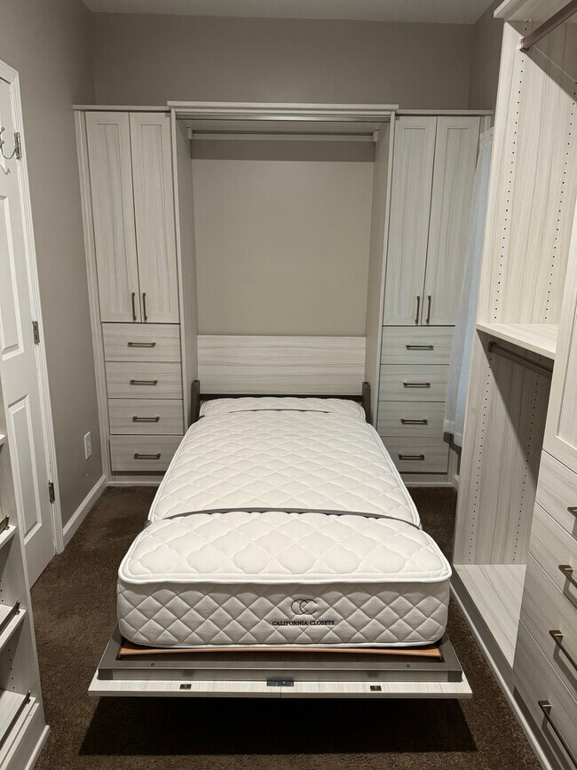 Foto del edificio - 93 Whitney Pl