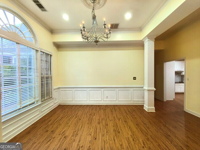 Building Photo - 4009 Treemont Ln
