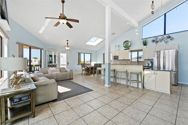 Building Photo - 13514 Garris Dr