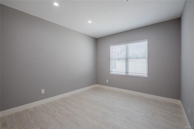 Foto del edificio - 7900 Forsythe St