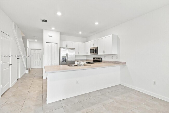 Foto del edificio - 10018 SW 228th Terrace