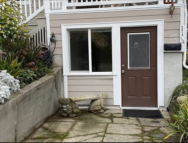 Foto del edificio - 7014 Brooklyn Ave NE