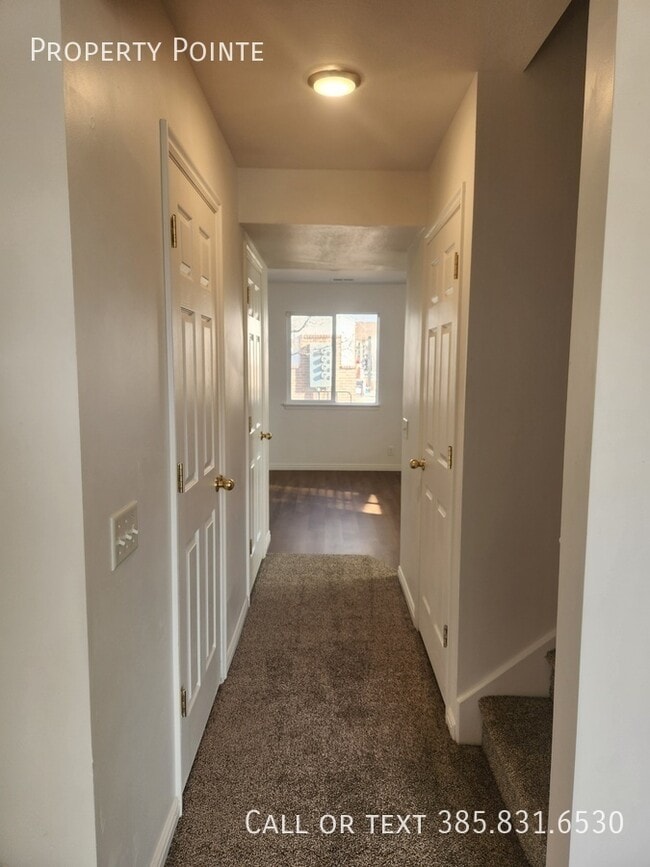 Building Photo - 1581 S 2000 W