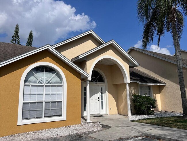 Foto del edificio - 3141 Enclave Ct