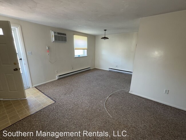 Building Photo - 1 br, 1 bath House - 45 N. Main St. Apt 1