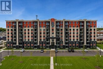 Building Photo - 155 Hagar St
