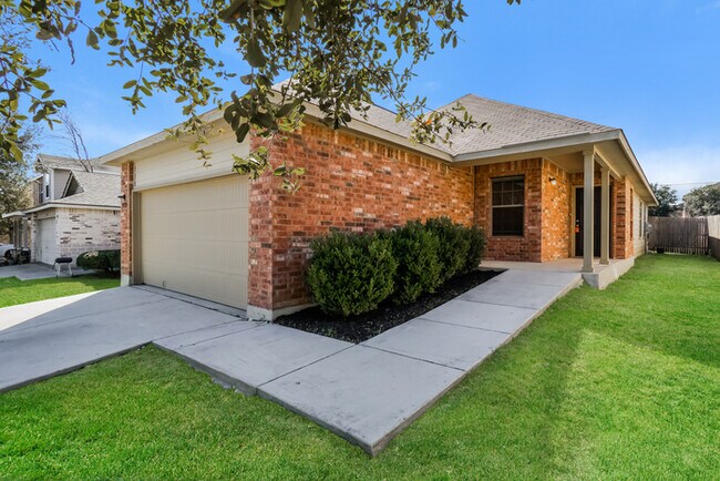 Foto del edificio - 7022 Heathers Way