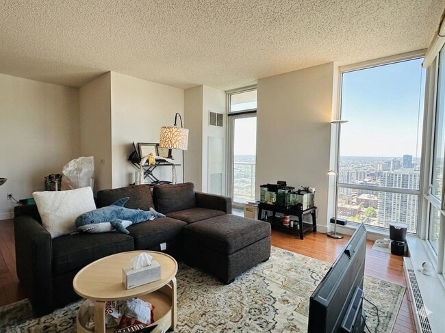 Foto del edificio - 1 Shore Ln