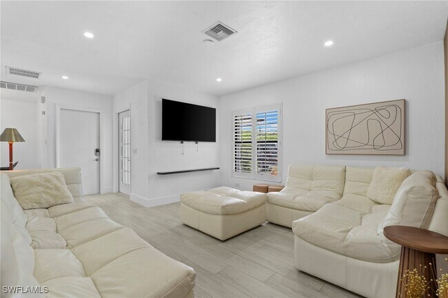 Foto del edificio - 181 Mentor Dr