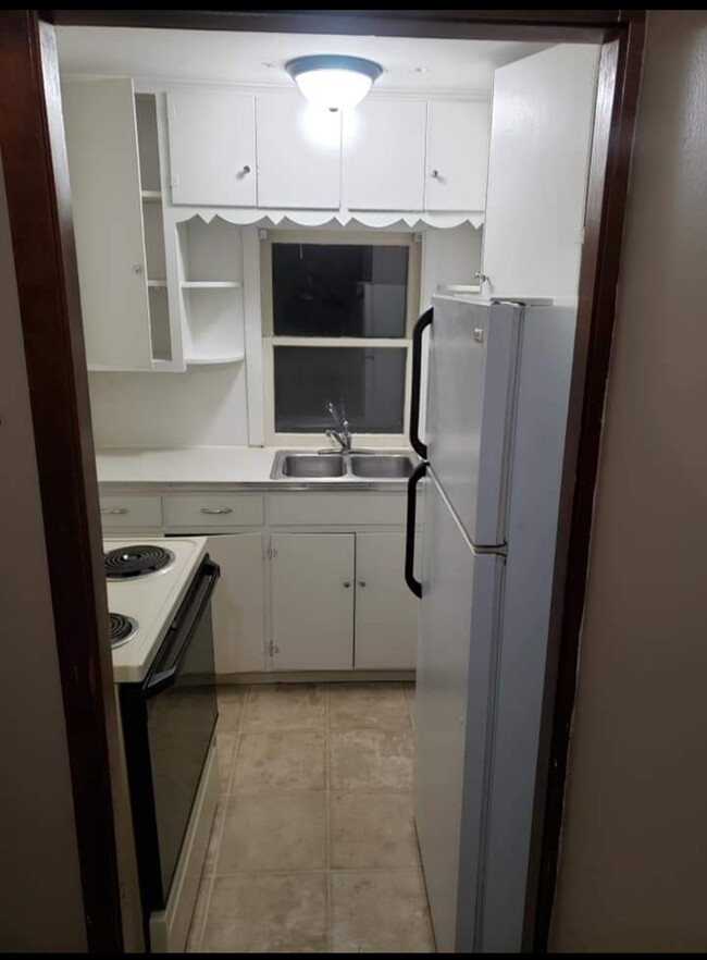 Foto del edificio - 406 N Phillips St