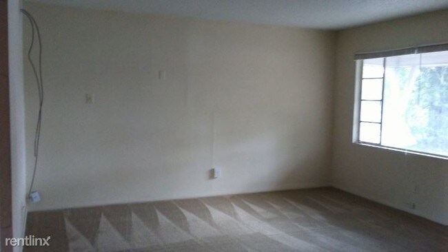 Building Photo - 2 br, 1 bath House - 1504 SW 37th St.