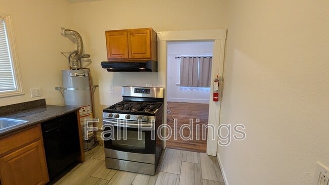 Building Photo - 1438 Alcatraz Ave