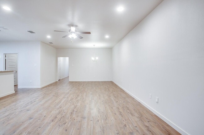 Foto del edificio - 2537 134th St