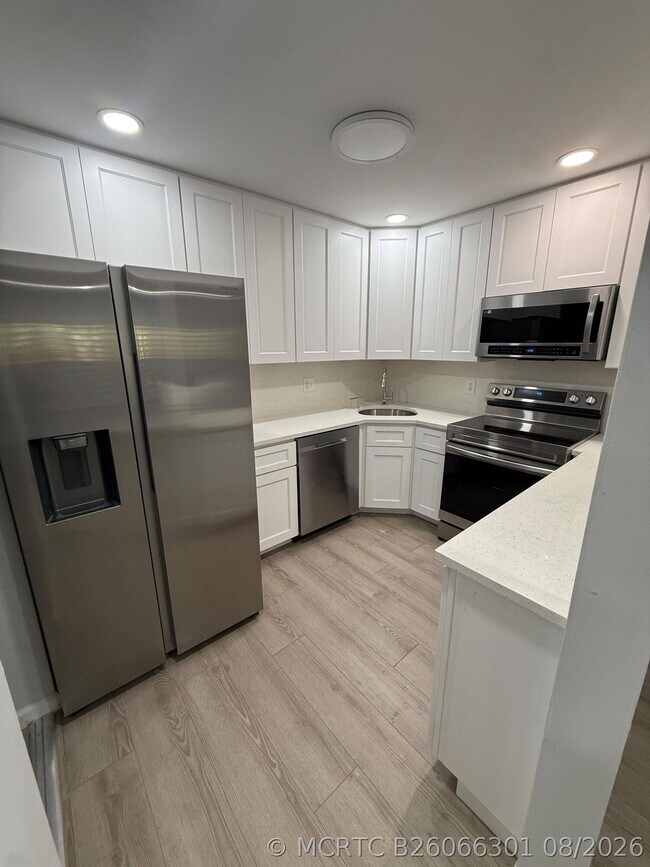 Foto del edificio - 403 Pine Glen Ln