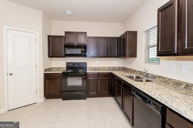 Foto del edificio - 47 Culver Ridge Dr