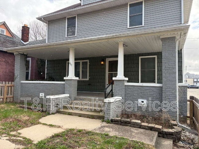 Building Photo - 409 W Washington St
