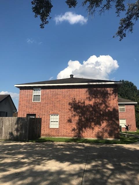 Building Photo - 3835 Common Street