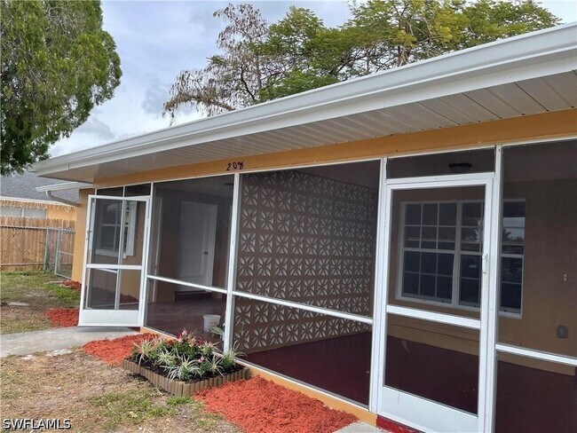 Foto del edificio - 2036 41st St SW