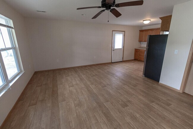 Building Photo - 1540 Florence Dr