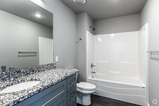 2BR, 2BA - 1180SF - The Silverleaf Apartments