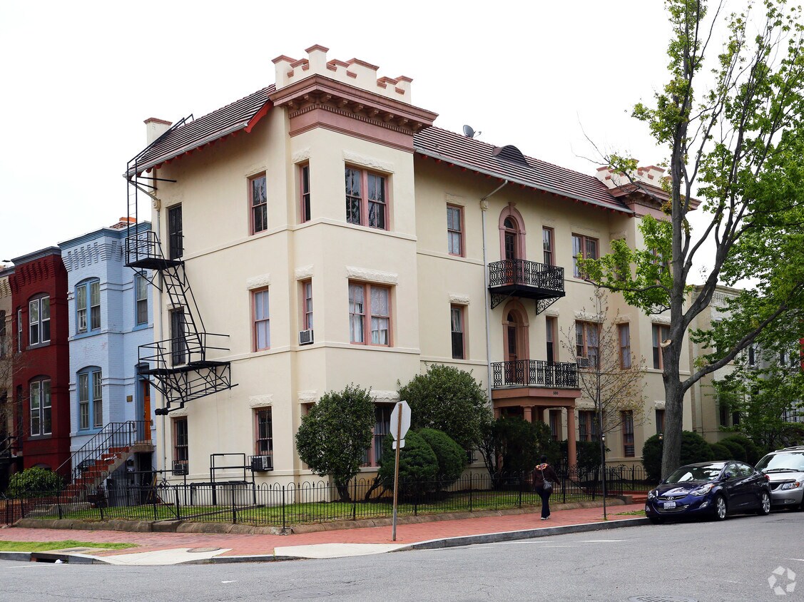Primary Photo - 500 9th St SE