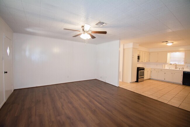 Foto del edificio - 203 Schuerenberg St