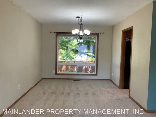 Foto del edificio - 4 br, 3 bath House - 5641 SW POWHATAN AVE