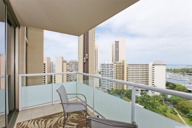 Foto del edificio - 1551 Ala Wai Blvd