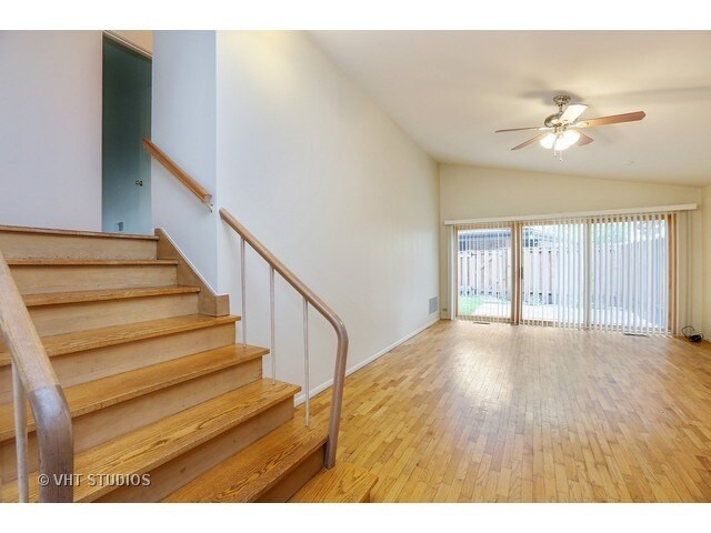 Building Photo - 448 Park Ln