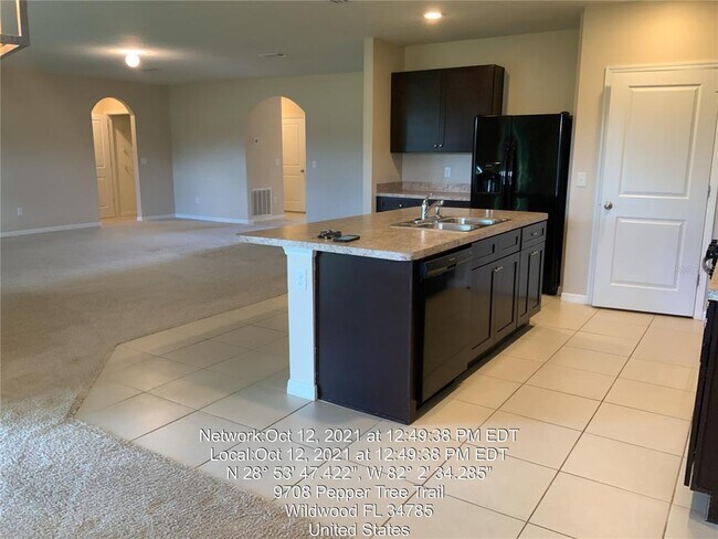 Building Photo - 9704 Pepper Tree Trl