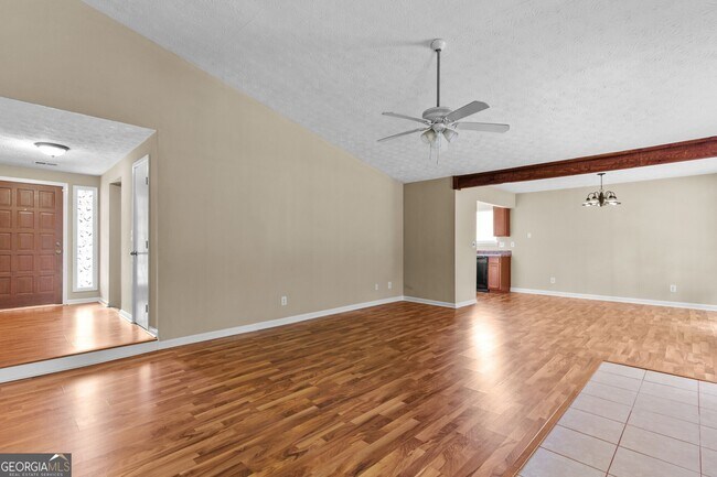 Foto del edificio - 625 Oxford Hall Dr SW